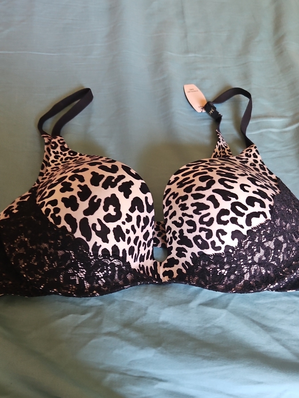 Victoria's Secret Leopard Print Lace Push-Up Bra - Pink & Black